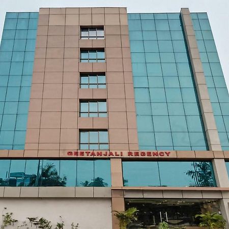 Hotel Oyo 3811 Geetanjali Regency Kalkata Exteriér fotografie
