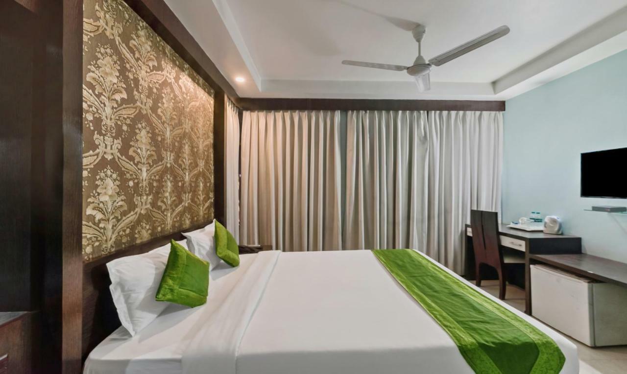 Hotel Oyo 3811 Geetanjali Regency Kalkata Exteriér fotografie