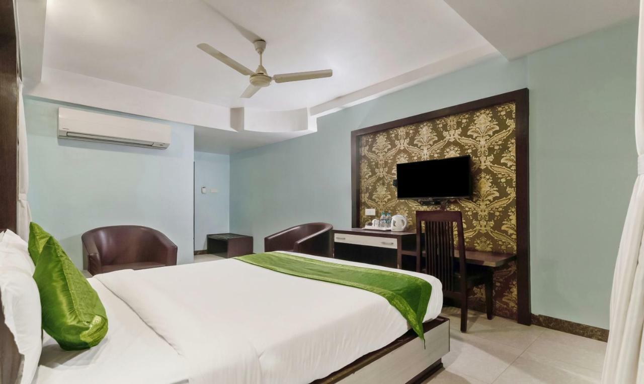Hotel Oyo 3811 Geetanjali Regency Kalkata Exteriér fotografie