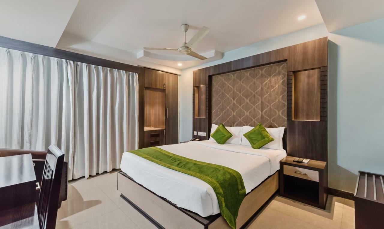 Hotel Oyo 3811 Geetanjali Regency Kalkata Exteriér fotografie