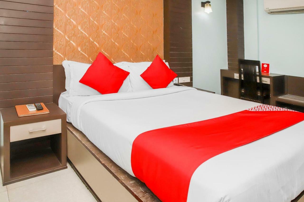 Hotel Oyo 3811 Geetanjali Regency Kalkata Exteriér fotografie