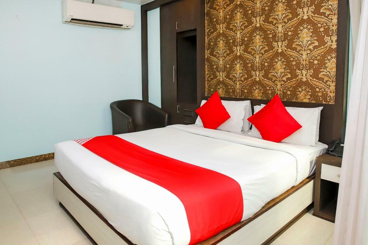 Hotel Oyo 3811 Geetanjali Regency Kalkata Exteriér fotografie