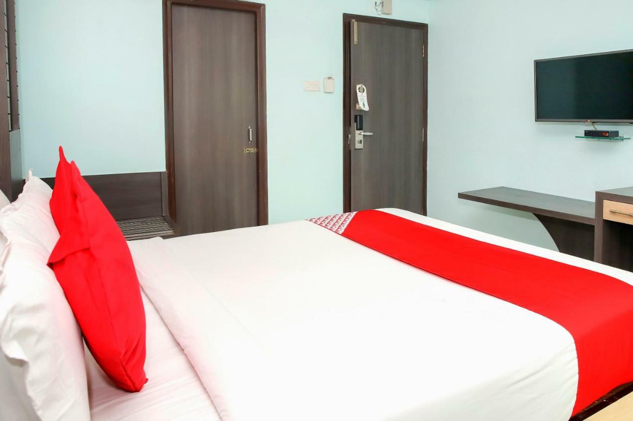 Hotel Oyo 3811 Geetanjali Regency Kalkata Exteriér fotografie