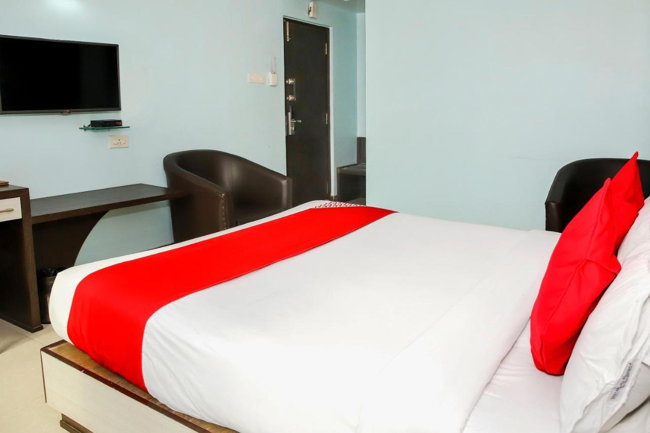 Hotel Oyo 3811 Geetanjali Regency Kalkata Exteriér fotografie